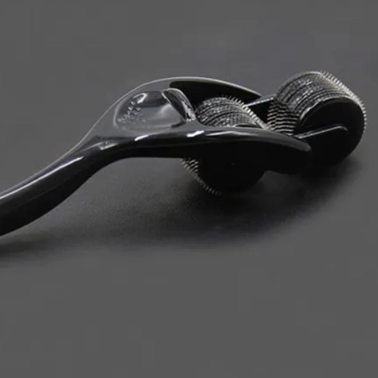 Double Rotating Metal Spiked Needle | Wartenberg Wheel Black