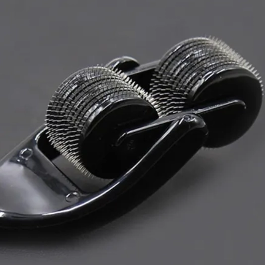Double Rotating Metal Spiked Needle | Wartenberg Wheel Black