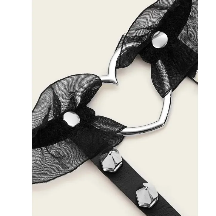 Hearts & Studs Lace Garter Belt (2pcs) One Size