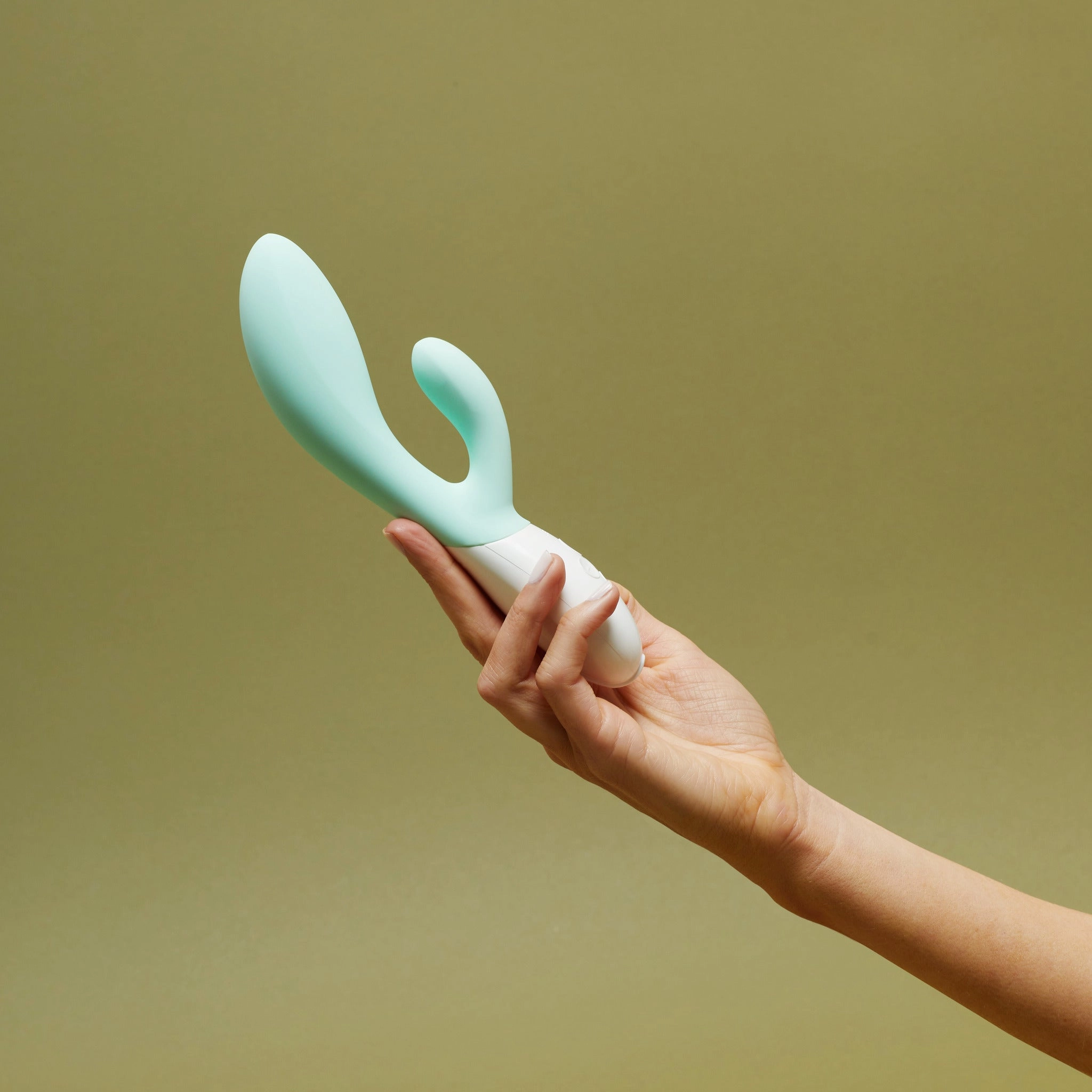 LELO Ina Rabbit Vibrator
