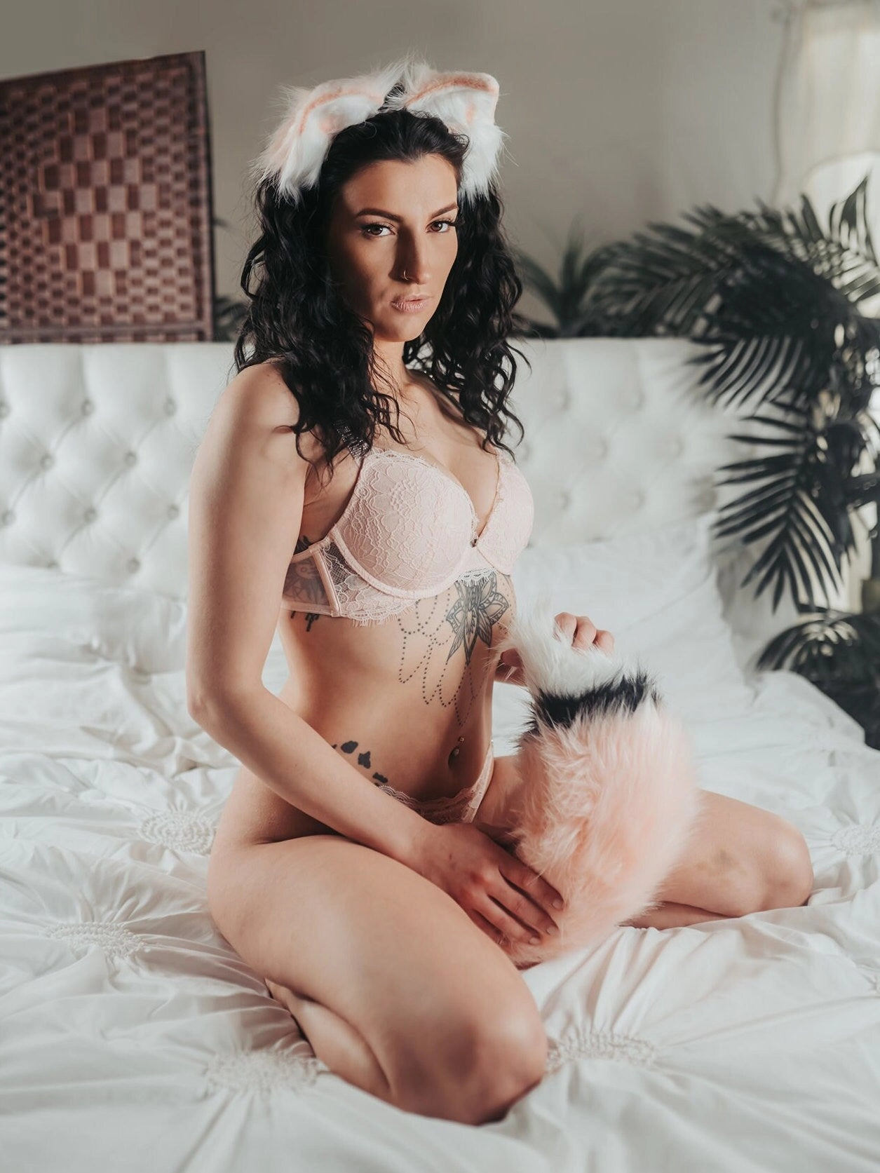 Light Peach 23 Foxtail Butt Plug Set