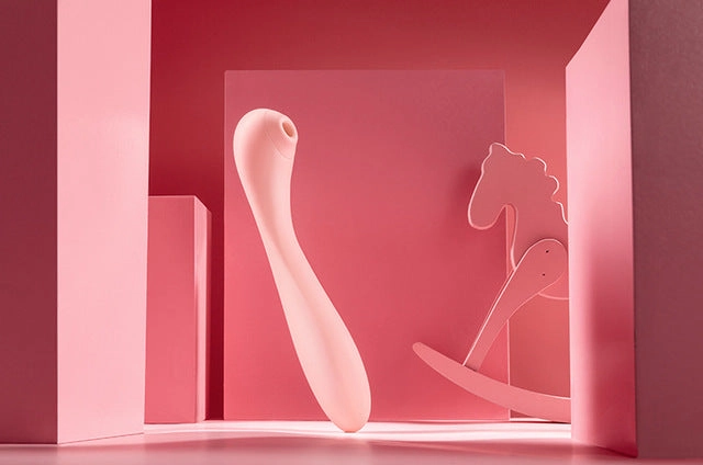 Meese Tera Flexible sucking massage Vibrator